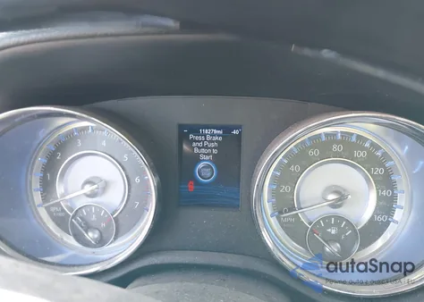 2013 Chrysler 300C from USA, damaged, VIN 2C3CCAETXDH665331